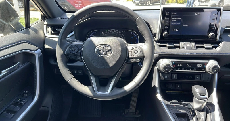 Toyota RAV4 cena 166600 przebieg: 50195, rok produkcji 2021 z Wejherowo małe 379